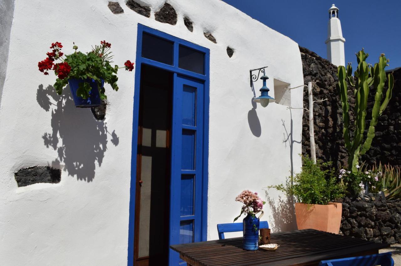 Stylish Getaway With Secluded Patio In Lava Finca Uga Luaran gambar